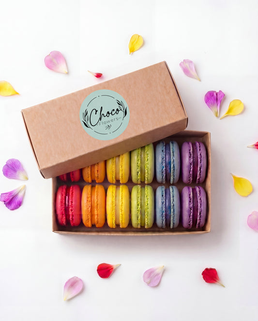12 Count Macaron Box