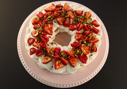 Signature Medium Pavlova